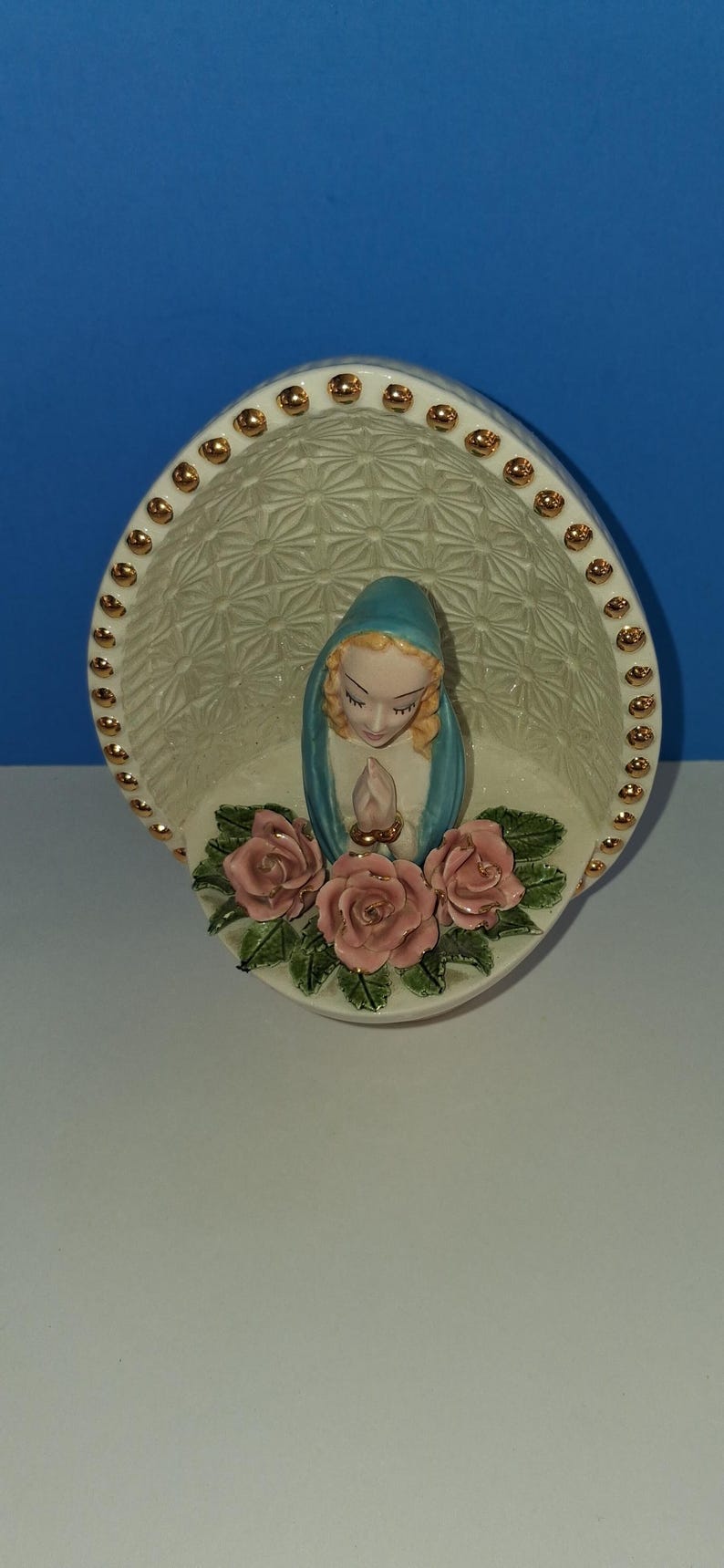 Santuario di preghiera vintage in porcellana della Vergine Maria, santuario a forma di uovo in ceramica della Madonna immagine 6