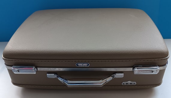 Mid Century American Tourister Hard Shell Suitcas… - image 7