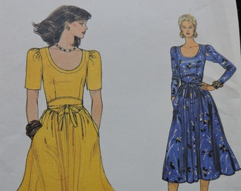 Vogue 8320 Dress and Belt Vintage Uncut Factory Folded Easy Vogue Sewing Pattern Size 12 FREE MAILING to Canada & US