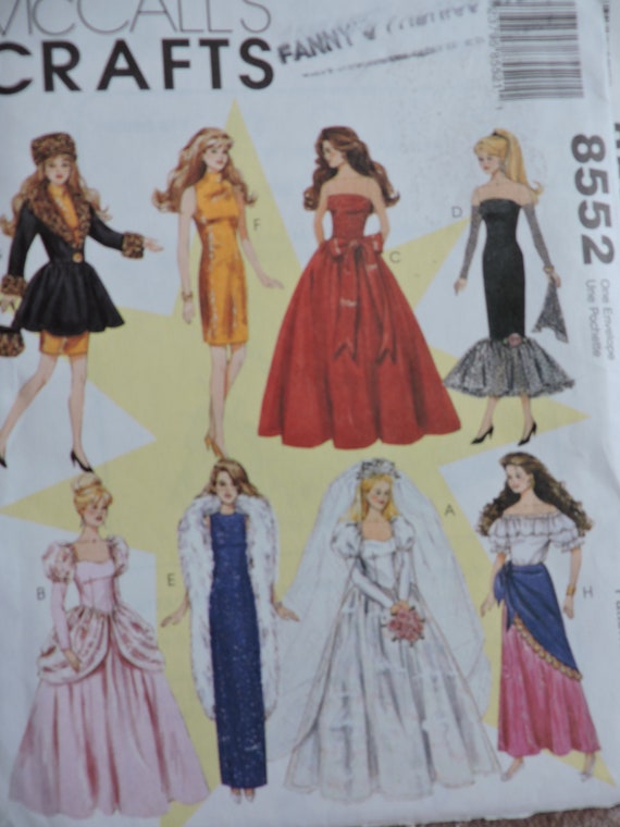 Une garde-robe complète pour Barbie : plus de 100 vêtements à coudre