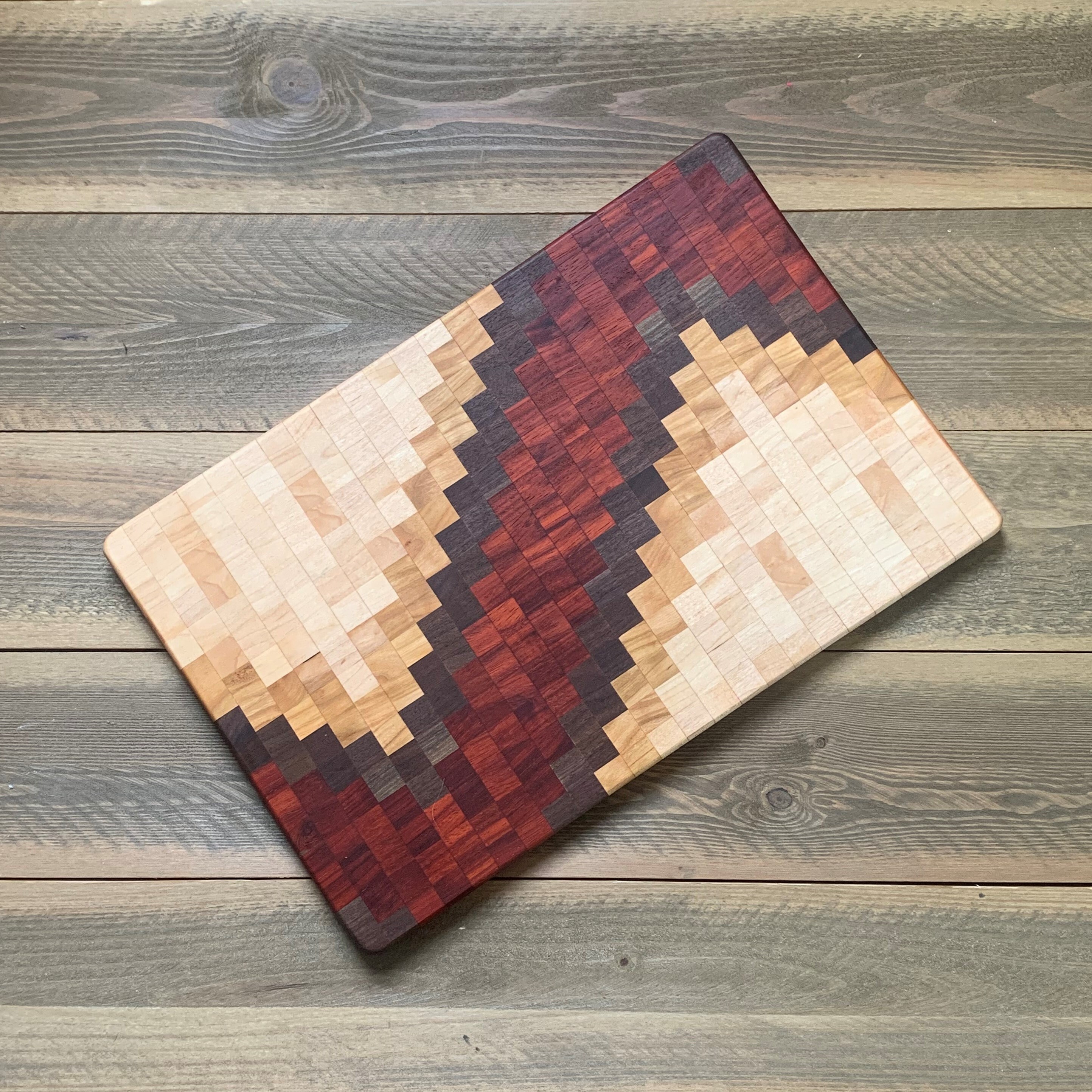 ＊handmade＊no.121 Wood Wave Cutting Board: Maple, Walnut, Cherry & Padauk - Etsy