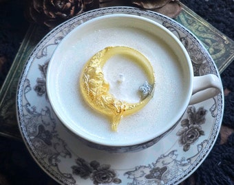 Teacup Candle, Vanilla Chai scent, Gifts for Mom, Re-useable Teacup and Saucer set, A sweet gift for her, Crescent Moon