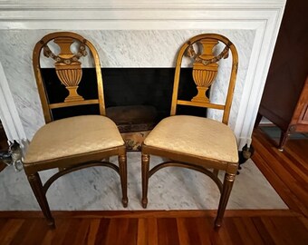 1920er Jahre St. Louis Chase Park Placa Hotel Original Ballroom Chairs - ein Paar