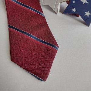 Vintage American Edition Collection USA Red White and Blue Repp Tie   100%Polyester