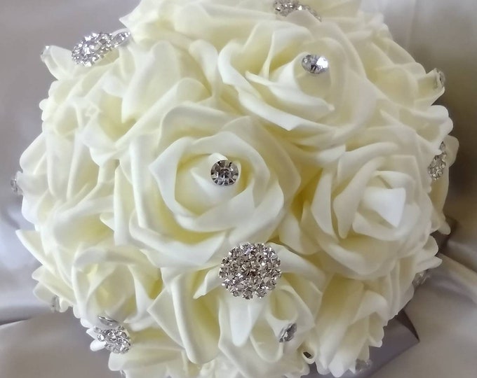 Ivory Rose Bouquets for Bridesmaids, Confirmation, Quinceanera