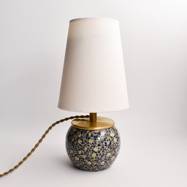 Lamp. Table lamp, accent lamp, ceramic lamp, Petite lamp, Handmade lamp, one-of-a-kind pottery.  housewarming or hostess gift.