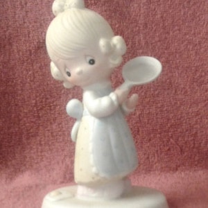 Vintage Precious Moments Figurine - &quot;Eggs Over Easy&quot; - Retired 1983