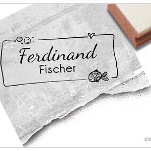 Individueller Namensstempel Fisch - Stempel personalisiert mit Name und Tier, Holzstempel oder Automatikstempel, Geschenk für Kinder