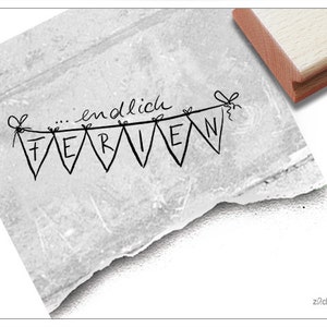Eindelijk vakantiestempel met slinger, slinger - tekststempel voor school, lerarenstempel, vakantie, vakantiestempel, lerarenstempel, decoratie