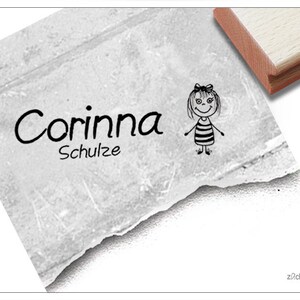 Timbro con nome individuale ragazza - timbro personalizzato con nome, timbro in legno o timbro automatico, regalo per bambini, asilo nido, scuola