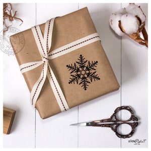 Christmas Stamp rubber stamp SNOWFLAKE for card making, as gift or for decorating christmas tags, decoration in wintertime, handicrafts 画像 3