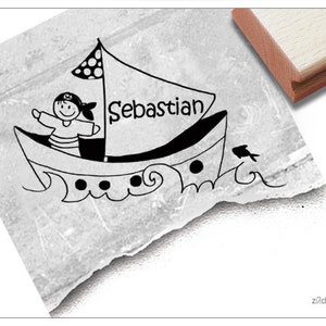Timbro con nome individuale pirata in alto mare - timbro personalizzato con nome, timbro in legno, regalo per bambini, compleanno, iscrizione scolastica