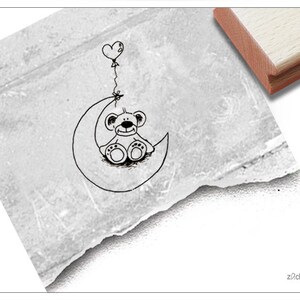 Stempel Traumbärchen - Süßer Motivstempel mit Bär auf Mond - Kinderstempel für Kita und Kinderzimmer, Basteln, Deko, Geschenk für Kinder