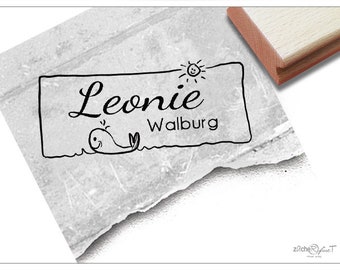 Individueller Namensstempel Wal Fisch - Stempel personalisiert mit Name und Tier, Holzstempel oder Automatikstempel, Geschenk für Kinder