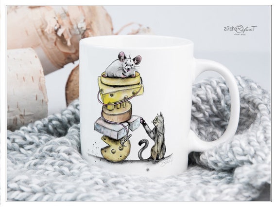 Tasse Kaffeetasse - Katze und Maus mit Käse - personalisierbar Wunschtext - Keramiktasse Tiere Kaffeebecher Bürotasse Katzentasse - Geschenk