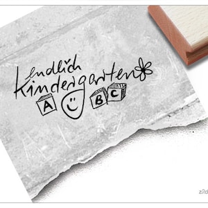 Stempel Endlich Kindergarten - Textstempel für Einladungen Kindergartenkind, Stempel Kita Erzieher, Deko zum Kitastart, Basteln, Kitastempel