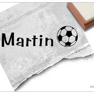 Individueller Namensstempel FUßBALL, Kinderstempel personalisiert mit Namen, Holzstempel o. Automatikstempel, Geschenk für Kinder