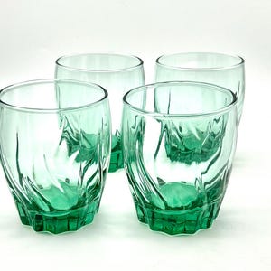 Vintage Central Park Fern Green Anchor Hocking Tumblers, Set of Four (S1102)