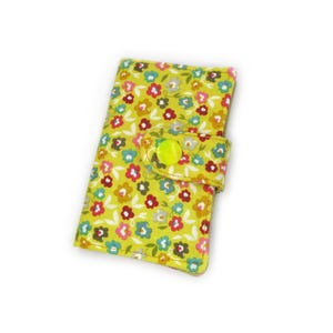 Porte carte bancaire, étui cb jaune, idée cadeau, fait-main, original et unique, personnalisable couleur et motif