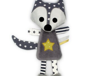 Doudou peluche plat renard, tissu coton minky polaire, gris blanc, hauteur 27 cm, doudou personnalisable en couleur