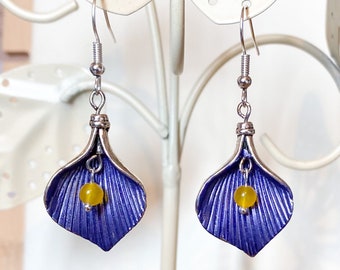 1920's/flapper Art Deco style indigo and yellow Calla Lily earrings