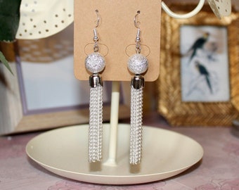 1920's/flapper style sparkly bead and tassel silver long drop earrings