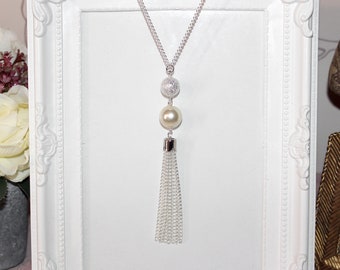 Flapper/1920's long silver plate necklace with Pearl & Sparkledust bead tassel