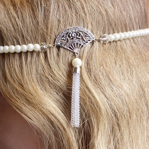 Ivory Glasperlen-Perle Flapper/Gatsby/Hochzeits Haarreif mit silbernem Fächer im Art-Deco-Stil, Perle und Kettenquaste