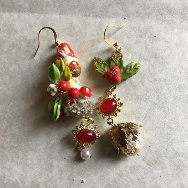 Assymetrical Christmas earrings, rare vintage buttons, hollyberry, reindeer, gingerbread man, christmas tree, sleigh, Santa, edelweiss