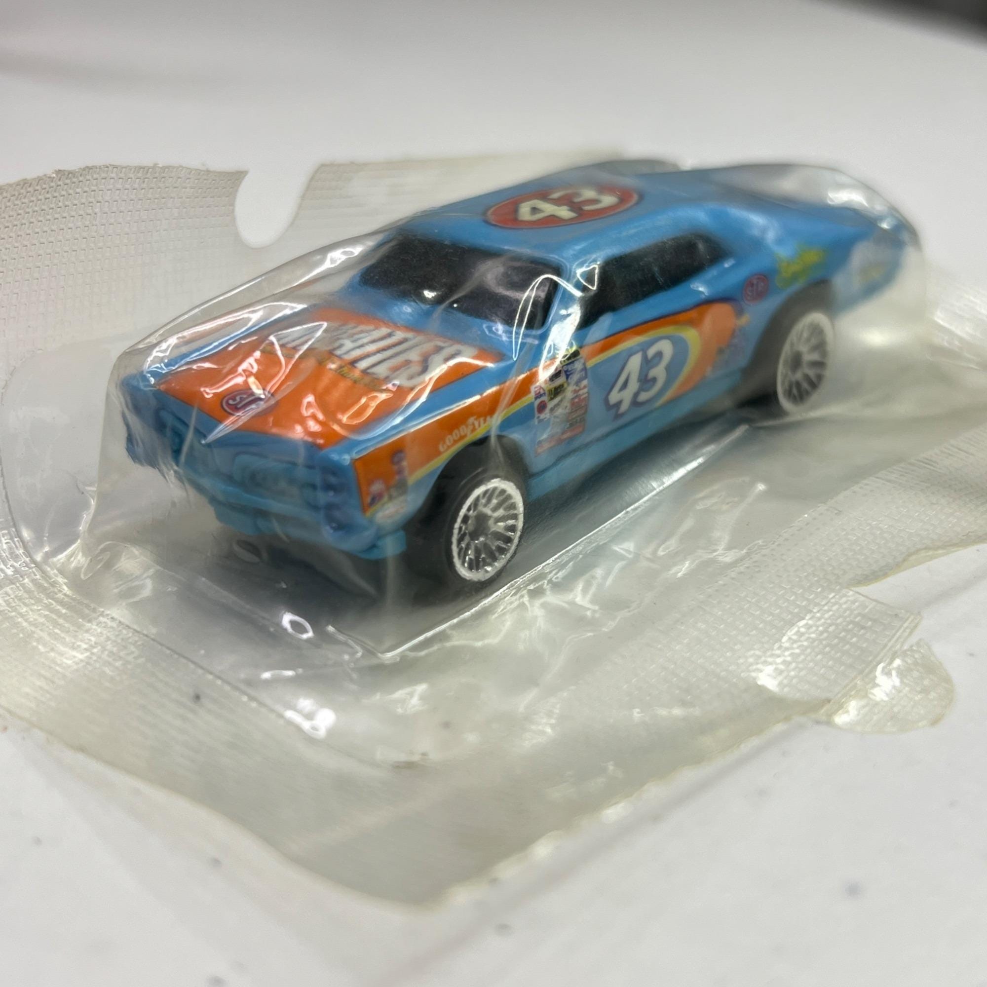 Vintage Hot Wheels #43 Richard Petty Wheaties 1967 Pontiac GTO