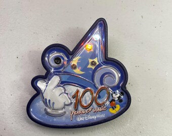 Walt Disney World - Disney Pin 2001 Passholder 100 Years of Magic