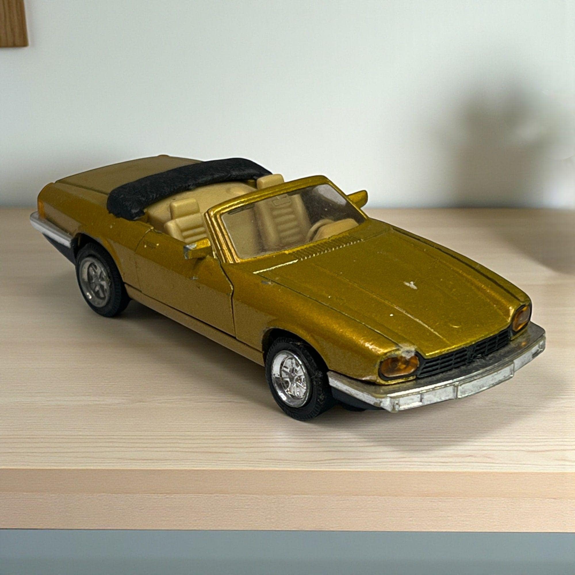 Jaguar S-Type 1/43スケール ゴールド ジャガー $_57.JPG?set_id=880000500F