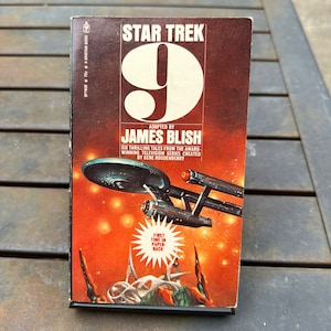 Star Trek - 9 Paperback Book - 2nd Printing - 1973