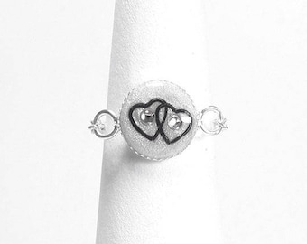 Ring chain symbol of love