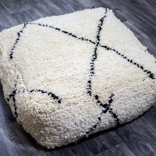 Moroccan Kilim pouf ,floor pillow ,handmade , 100% wool ,Ivory and black Pattern, size 64x64x26 cm