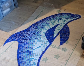 Dauphin mosaïque emaux de verre pour piscine