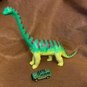 Brachiosaurus &quot;music box&quot; Jurassic Park Dinosaur