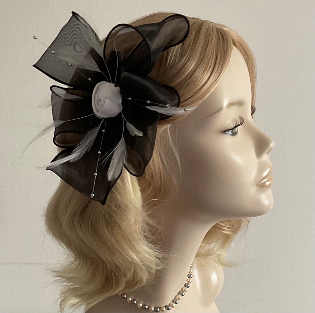 A BLACK and WHITE FASCINATOR Made With Organza Feathers - Etsy