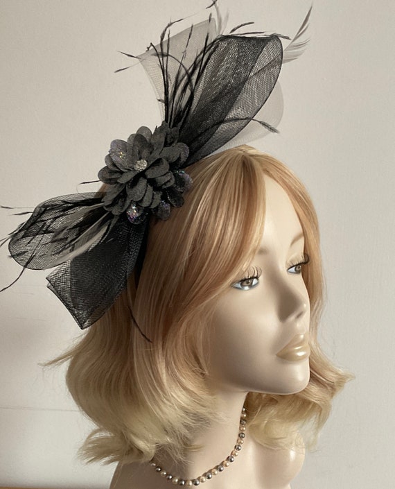 Kantine gat Algemeen A BLACK and SILVER GREY Fascinator made of Crin Feathers - Etsy
