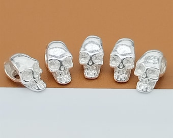 4 Sterling Silber kleine Schädel Perlen, 925er Silber Schädel Perle, Skelett Perle, Schädel Armband Perle, Schädel Zwischenperlen, Schädel Schmuck