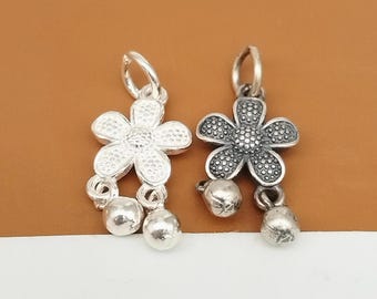 Sterling Silver Daisy Charm w/ Drops, 925 Silver Small Daisy Flower Pendant, Floral Charm, Blossom Charm, Bracelet Charm, Necklace Charm