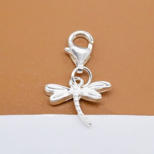 Libelle Charm, 925 Silber Libelle Charm mit Clip On Karabiner Verschluss, Armband Charm, Ketten Charm