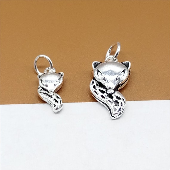 Silver fox charm best sale