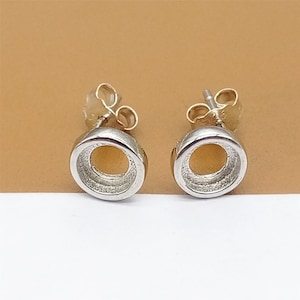 2 paires de poteaux de boucles d’oreilles de lunette circulaire en argent sterling avec plaqué rhodium, boucles d’oreilles rondes 925 en argent, sertissage de boucles d’oreilles de lunette, boucles d’oreilles à clous