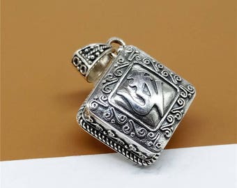 Colgante cuadrado de plata de ley con forma de caja de oración, colgante cuadrado de plata de ley con forma de medallón, caja de oración Om mani padme hum, caja de deseos, caja de recuerdos.