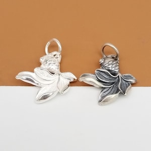 2 Sterling Silver Goldfish Charms, 925 Silver Goldfish Charm, Small Gold Fish Pendant, Koi Fish Charm, Ocean Charm, Bracelet Charm