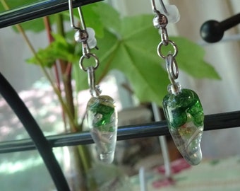 Green and Clear Dragon Tear Drops (E129)