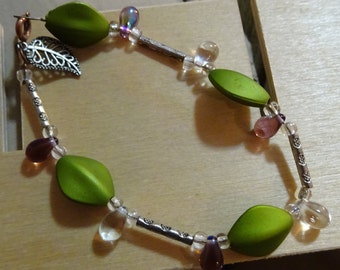 Green and Clear Beads with Silver Tubes Bracelet (B9)