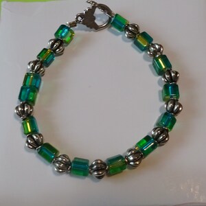 Squares of Green and Silver Balls Bracelet (B1)