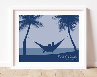 Impresión personalizada de pareja en la playa: Escena de hamaca tropical con perro, regalo personalizado para compromiso o boda, regalo de primer aniversario, obra de arte para parejas de Hawái